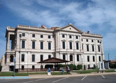 East Side - - The Grant County Courthouse - Marion, Indiana image. Click for full size.