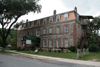Telford Hotel built in 1902 by W. D. Telford. image. Click for full size.