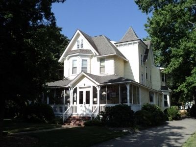 The Weeks-Bowker House. Click for full size. The Weeks-Bowker House image. Click for full size.