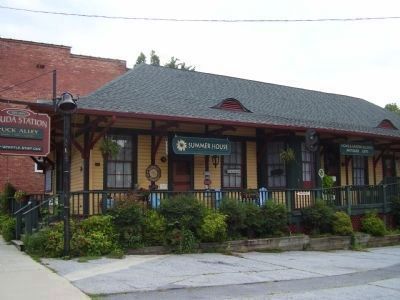 Old Saluda Depot image. Click for full size.