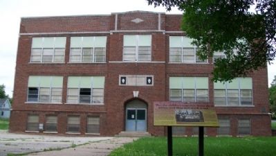 The Lincoln School and Marker. Click for full size. The Lincoln School and Marker image. Click for full size.