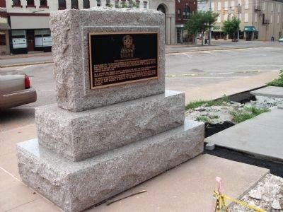 Obverse Plaque - - Spanish American War Veterans Marker image. Click for full size.