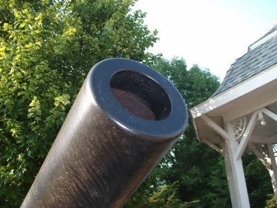 Muzzle - - West Cannon on Courthouse Lawn image. Click for full size.
