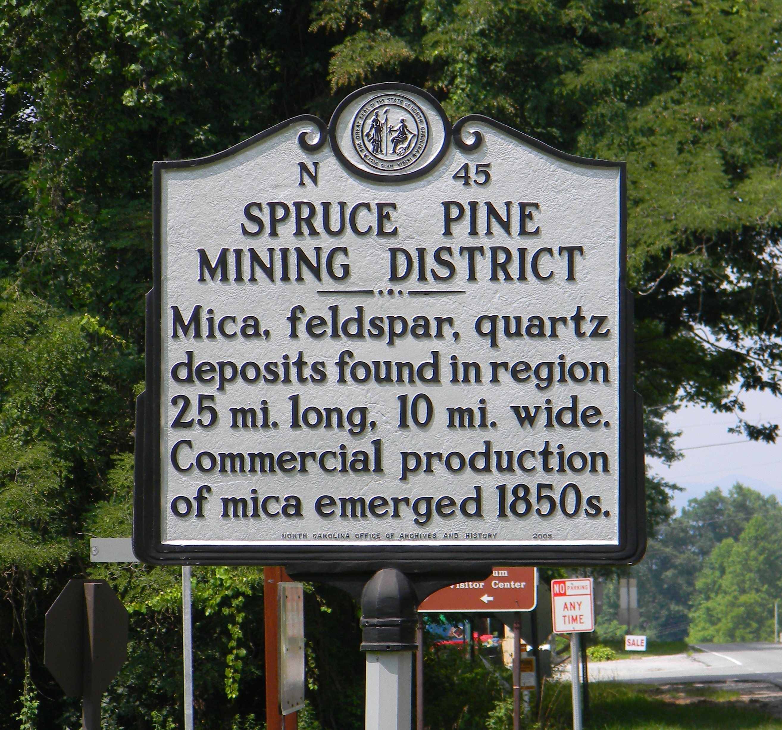 Spruce Pine Mining District Marker