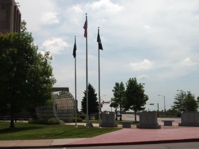 Looking South/East - - Madison County Veterans' Memorial Marker image. Click for full size.