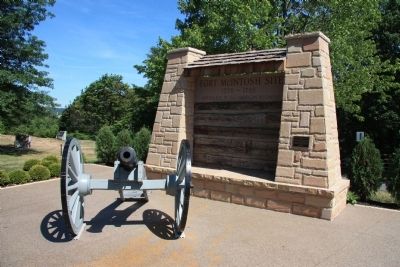 Fort McIntosh Site Marker image. Click for full size.