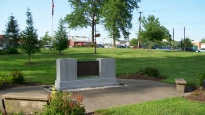 The Wilcox Twins Monument image. Click for full size.