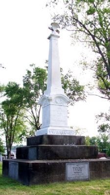 Twinsburgh Civil War Memorial. Click for full size. Twinsburgh Civil War Memorial image. Click for full size.