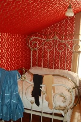 Actress' dressing room in the Grand Palace Theatre. image. Click for full size.