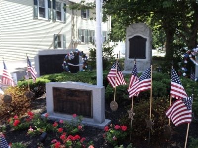 Medford Vietnam Memorial image. Click for full size.