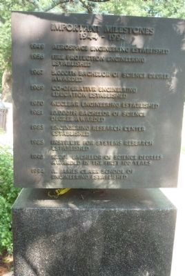Engineering -100 Marker [<i>west face</i>] image. Click for full size.