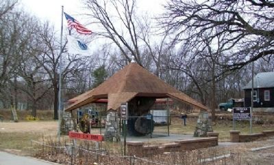 Custer Elm Park image. Click for full size.