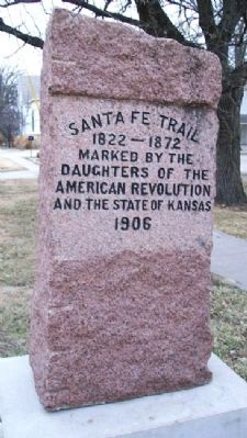 Santa Fe Trail / Council Grove Marker (east face) image. Click for full size.