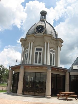 Hardin County courthouse image. Click for full size.