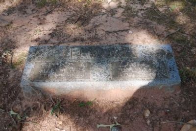 George Elmore Tombstone image. Click for full size.