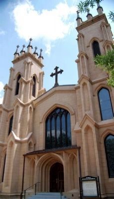 Trinity Episcopal Church<br>West Facade (Sumter Street) image. Click for full size.
