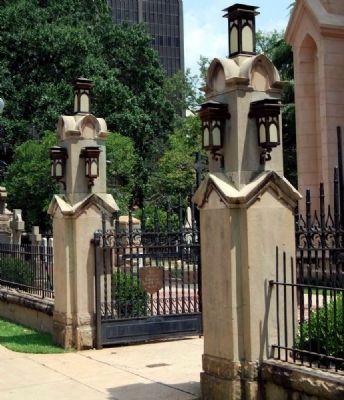Trinity Episcopal Church Entrance image. Click for full size.
