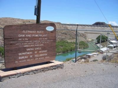 Elephant Butte Dam and Powerplant image. Click for full size.