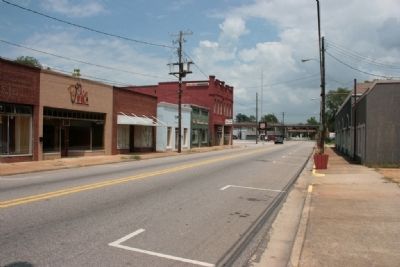 East view of Downtown Childersburg along 1st Street SW image. Click for full size.