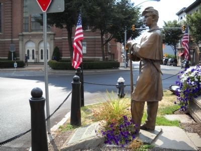 Marker and Union Soldier Statue image. Click for full size.