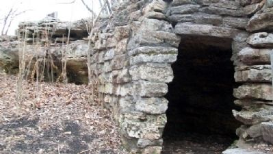 Hermit's Cave image. Click for full size.
