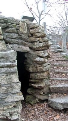 Hermit's Cave and Marker image. Click for full size.