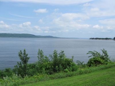Lake Pepin / Mississippi River image. Click for full size.