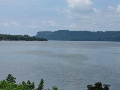 Lake Pepin / Mississippi River image. Click for full size.
