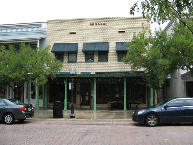 Site of DeLand's First Post Office image. Click for full size.