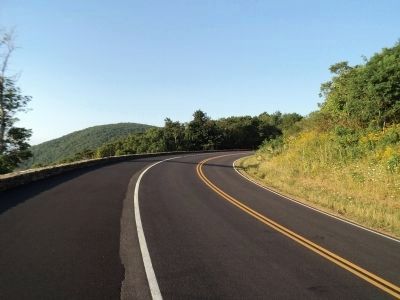 Skyline Drive image. Click for full size.