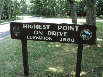 Skyline Drive High Point Marker image. Click for full size.