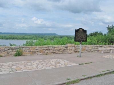 Lake Pepin and Nearby Historical Marker image. Click for full size.