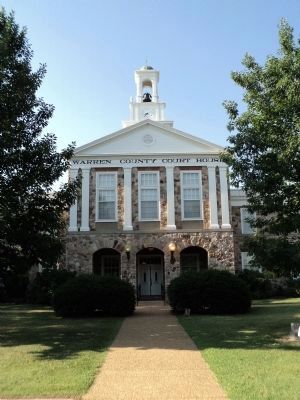 Warren County Court House image. Click for full size.