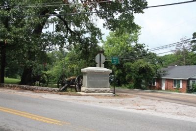 Missouri Monument image. Click for full size.