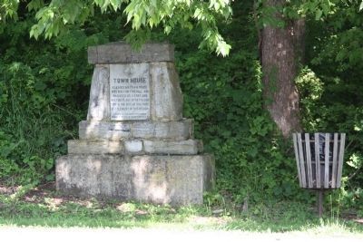 Town House Monument image. Click for full size.