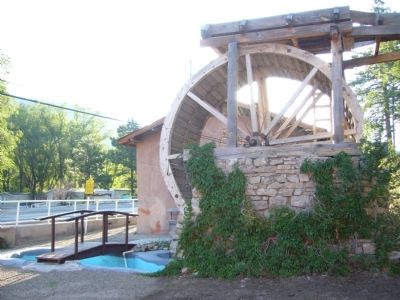 Old Dowlin Mill image. Click for full size.