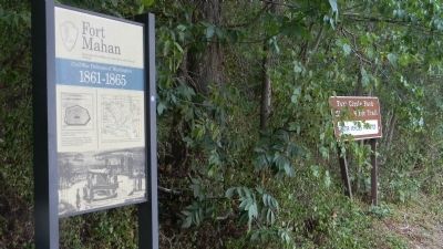 Fort Mahan Marker image. Click for full size.