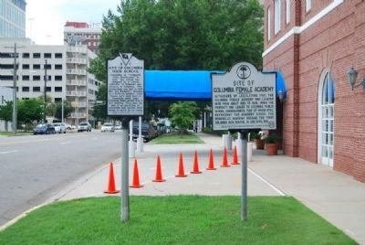 Site of Columbia Female Academy Marker (r) image. Click for full size.