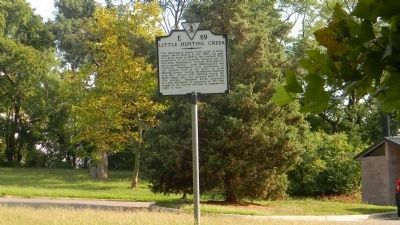 Little Hunting Creek Marker in the parking area of Riverside Park near the Mount Vernon Biker Trail. Click for full size. Little Hunting Creek Marker in the parking area of Riverside Park near the Mount Vernon Biker Trail image. Click for full size.