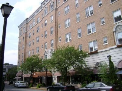 45 Church Street Plaza image. Click for full size.