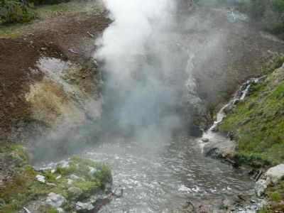 Dragon's Mouth Spring. Click for full size. Dragon's Mouth Spring image. Click for full size.