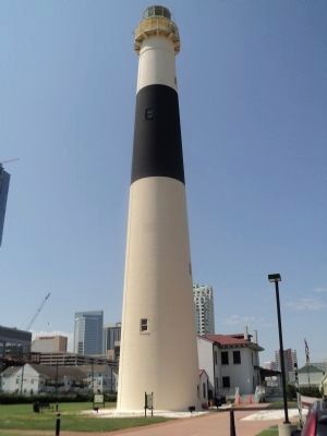 Absecon Lighthouse image. Click for full size.