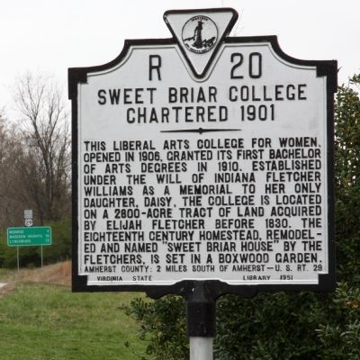 Sweet Briar College Marker image. Click for full size.