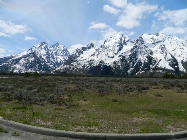 The Grand Tetons image. Click for full size.