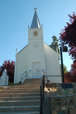 St. Joseph�s Catholic Church image. Click for full size.