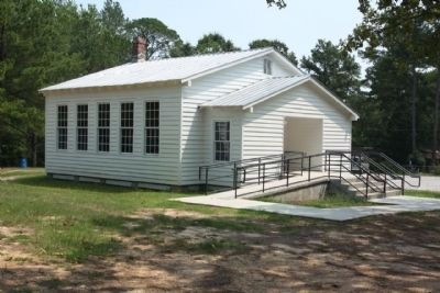 Pine Grove Rosenwald School image. Click for full size.