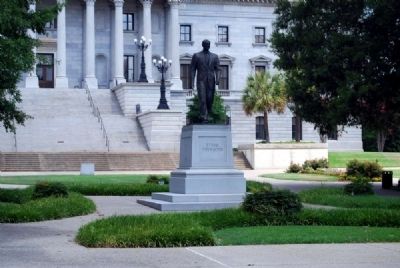 Strom Thurmond Statue<br>South View<br>S.C. Statehouse in Background image. Click for full size.
