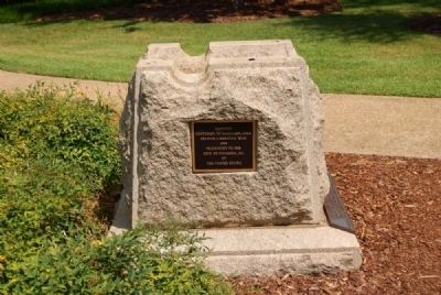 Spanish-American War Cannon Base<br>South Side Plaque. Click for full size. Spanish-American War Cannon Base<br>South Side Plaque image. Click for full size.