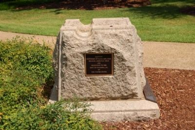Spanish-American War Cannon Base<br>South Side Plaque image. Click for full size.