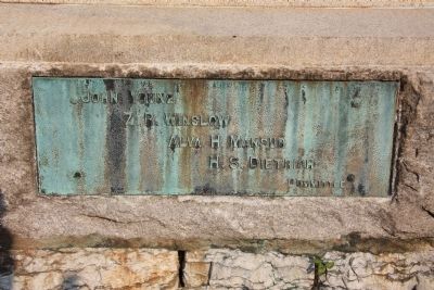 19th Illinois Infantry Monument image. Click for full size.